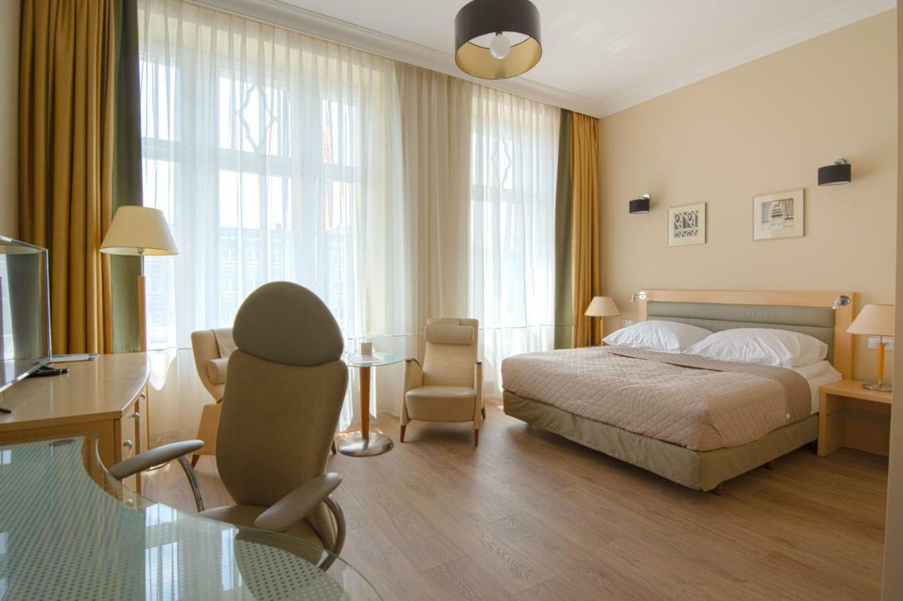 Brass Suites Łódź Exterior foto