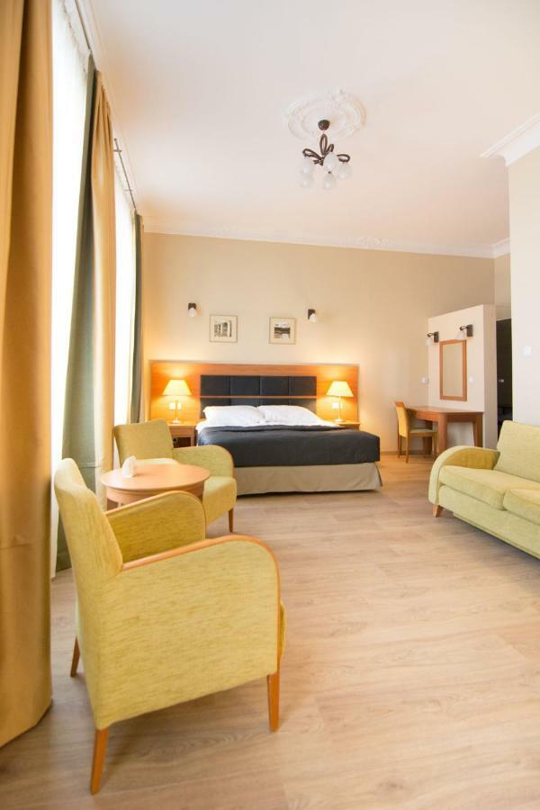 Brass Suites Łódź Exterior foto